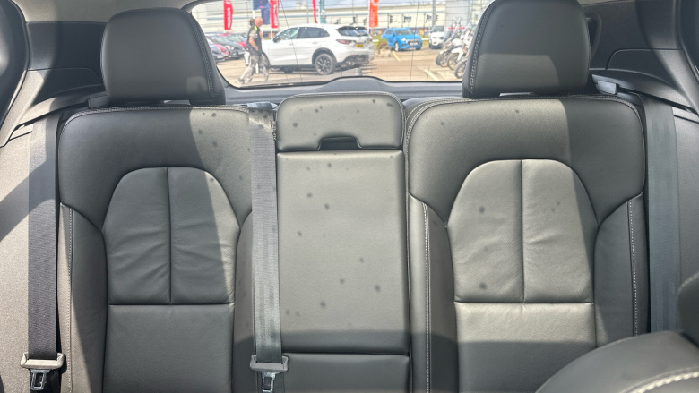 Volvo Xc40 1.5 T5 Recharge PHEV Inscription Pro 5dr Auto Estate